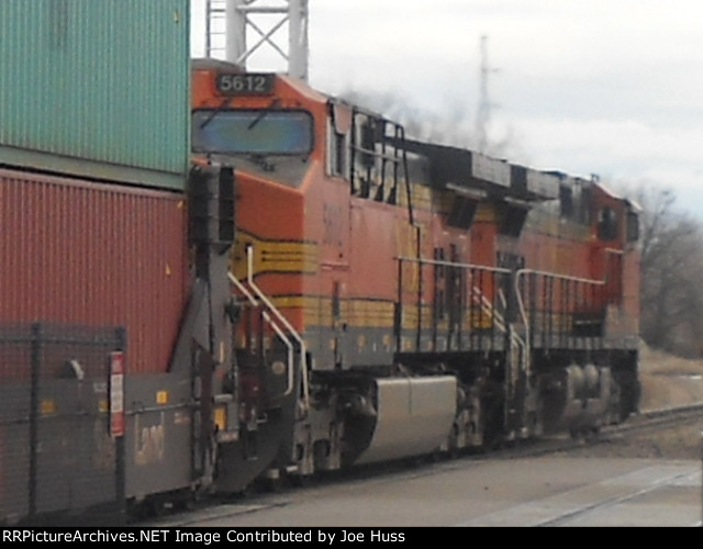 BNSF 5612